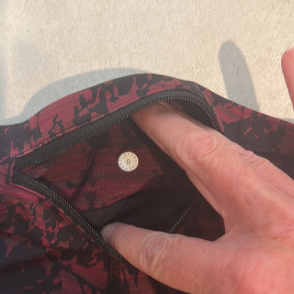 Lululemon leggings - Picture 4 of 4